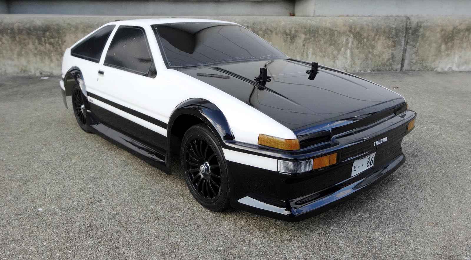 Ae86 ハチロク のボディをtt 01に載せてみた 購入編