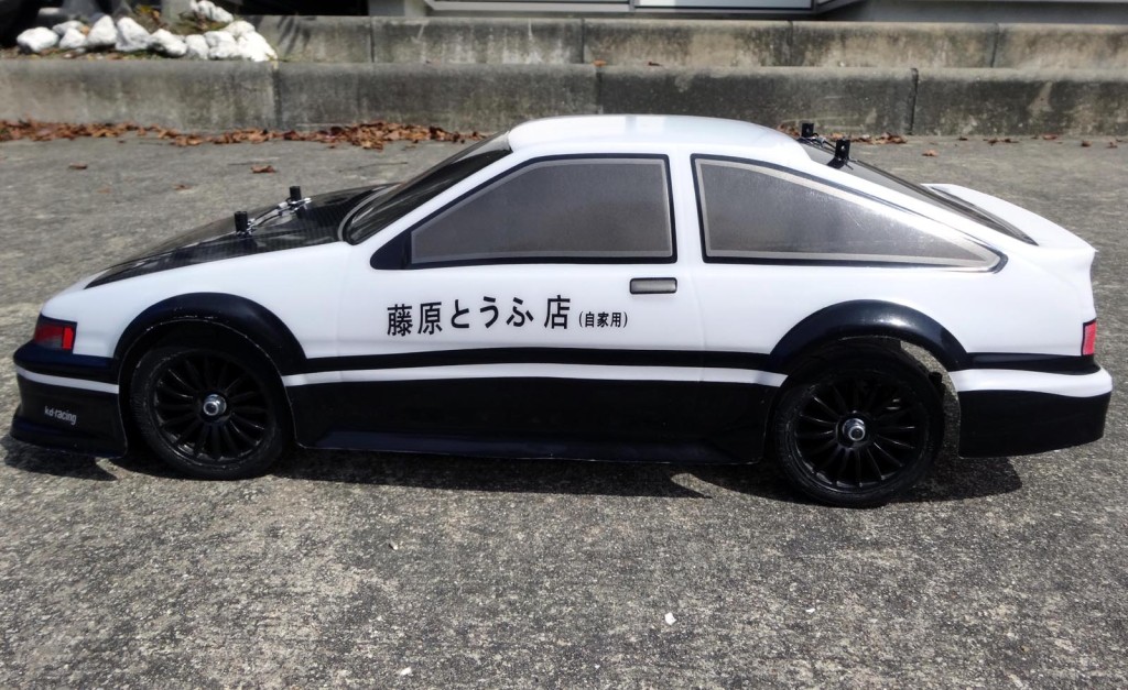 AE86塗装済ボディ